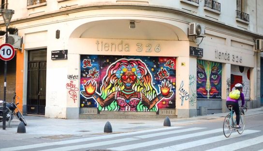 Murales Mujeres Persianas