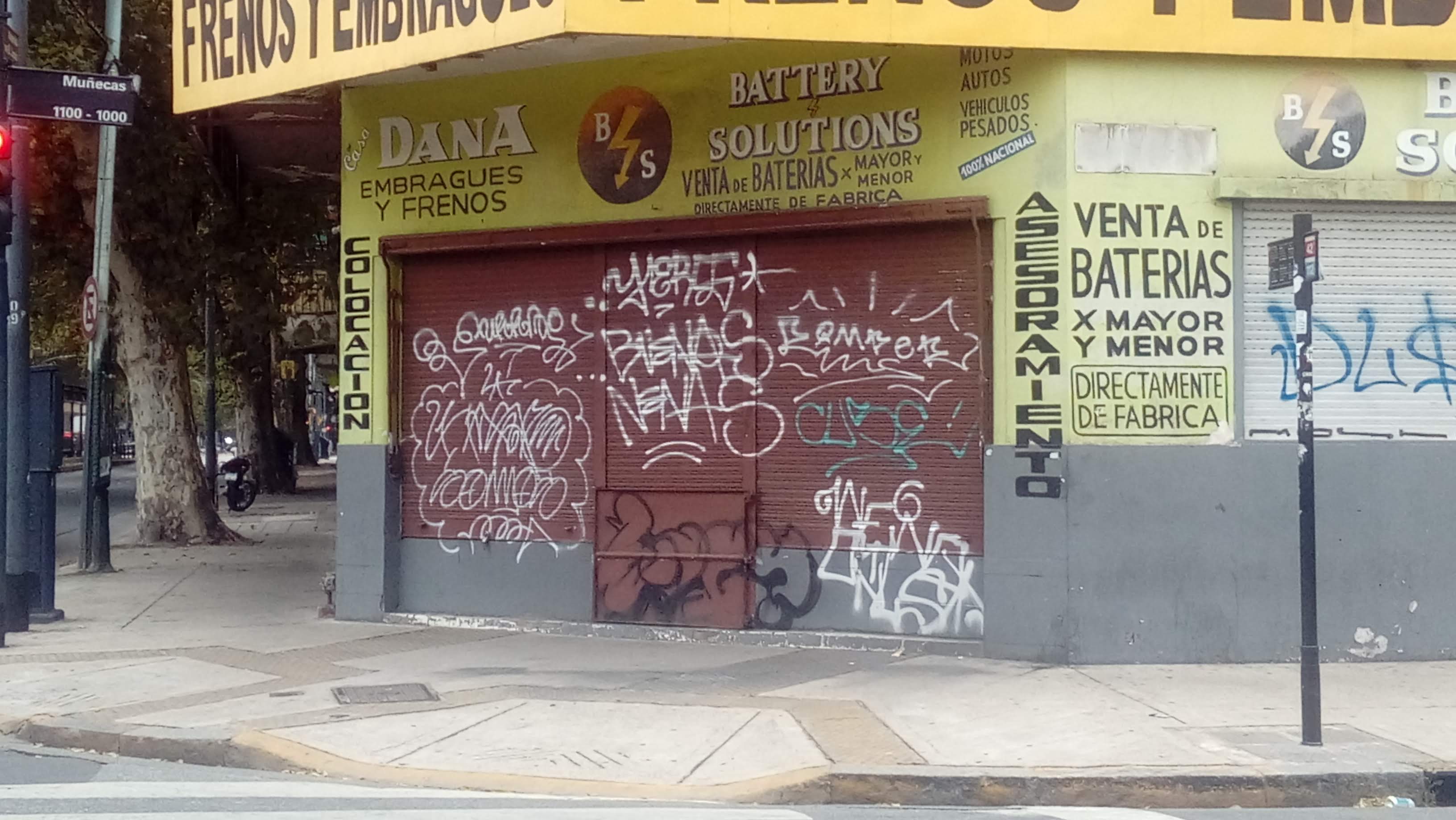 Juan B Justo 3100 y Muñecas - 2