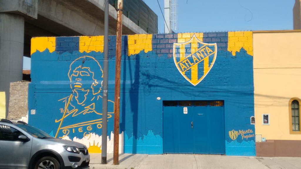 Villaroel 1382 - Artista: Atlanta-popular